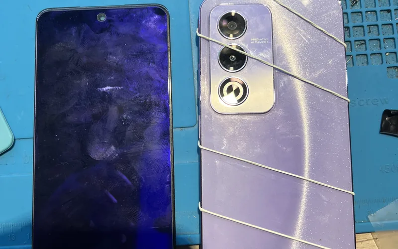 OPPO A3 Pro 螢幕更換，新螢幕與壓合固定中的機身